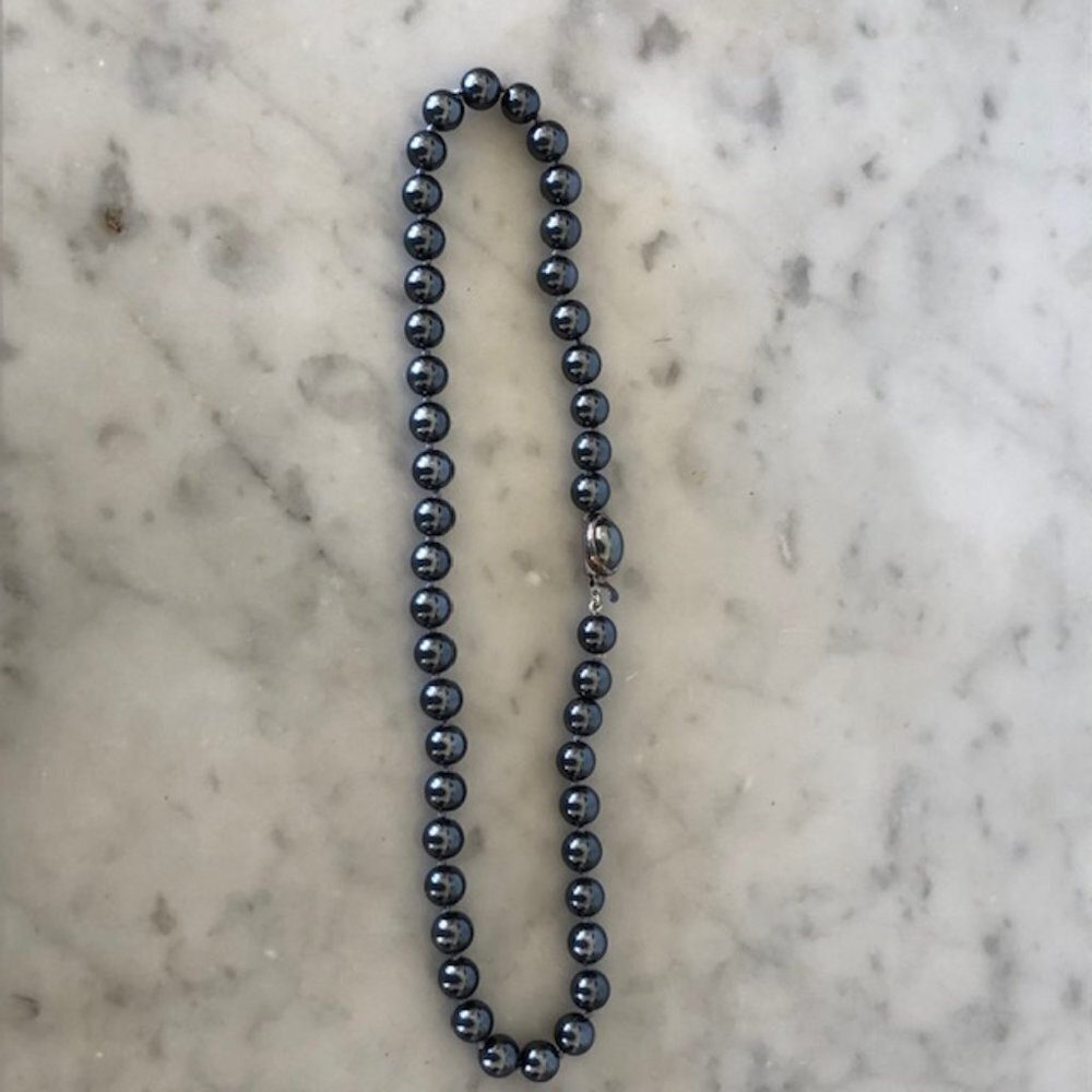 TALBOTS Metallic Gray Faux Pearl Bead 16" Choker Necklace - Picture 8 of 14